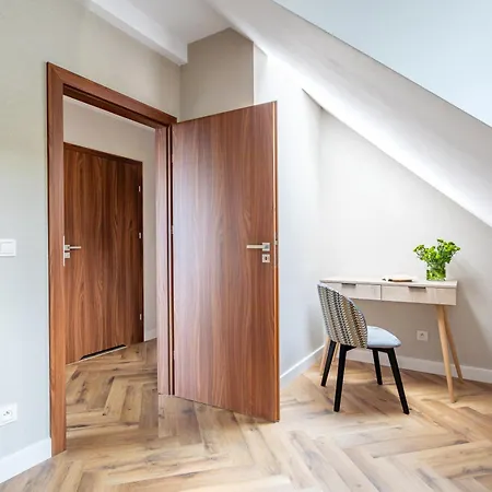 Park C13-z Dostepem Do Basenu, Sauny, Jacuzzi, Silowni Appartement